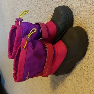 Columbia kids snow boots